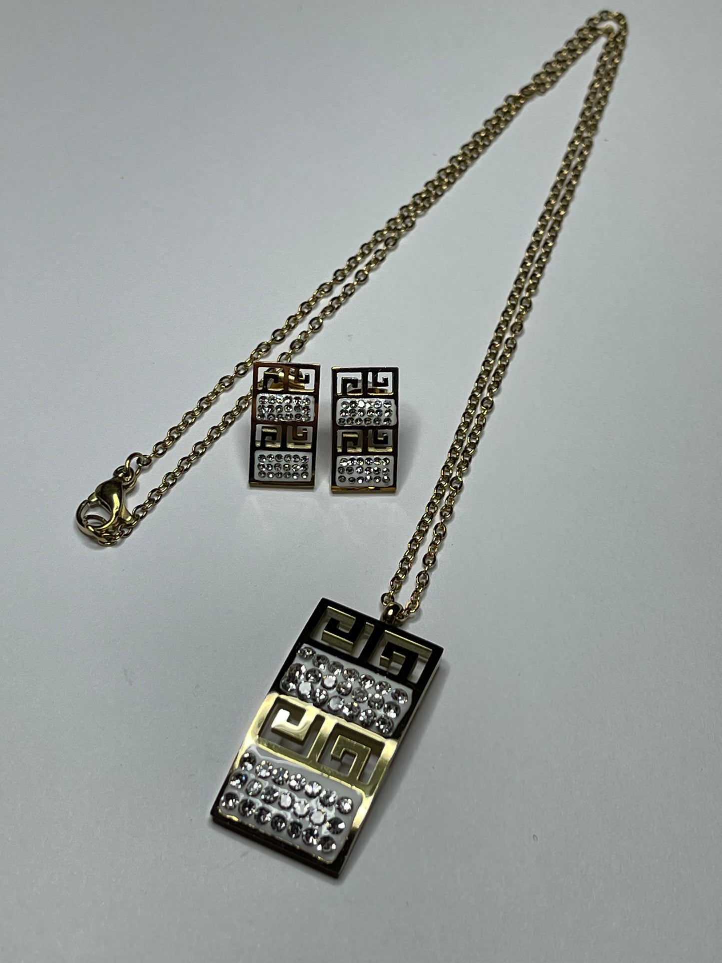 Anavi Set