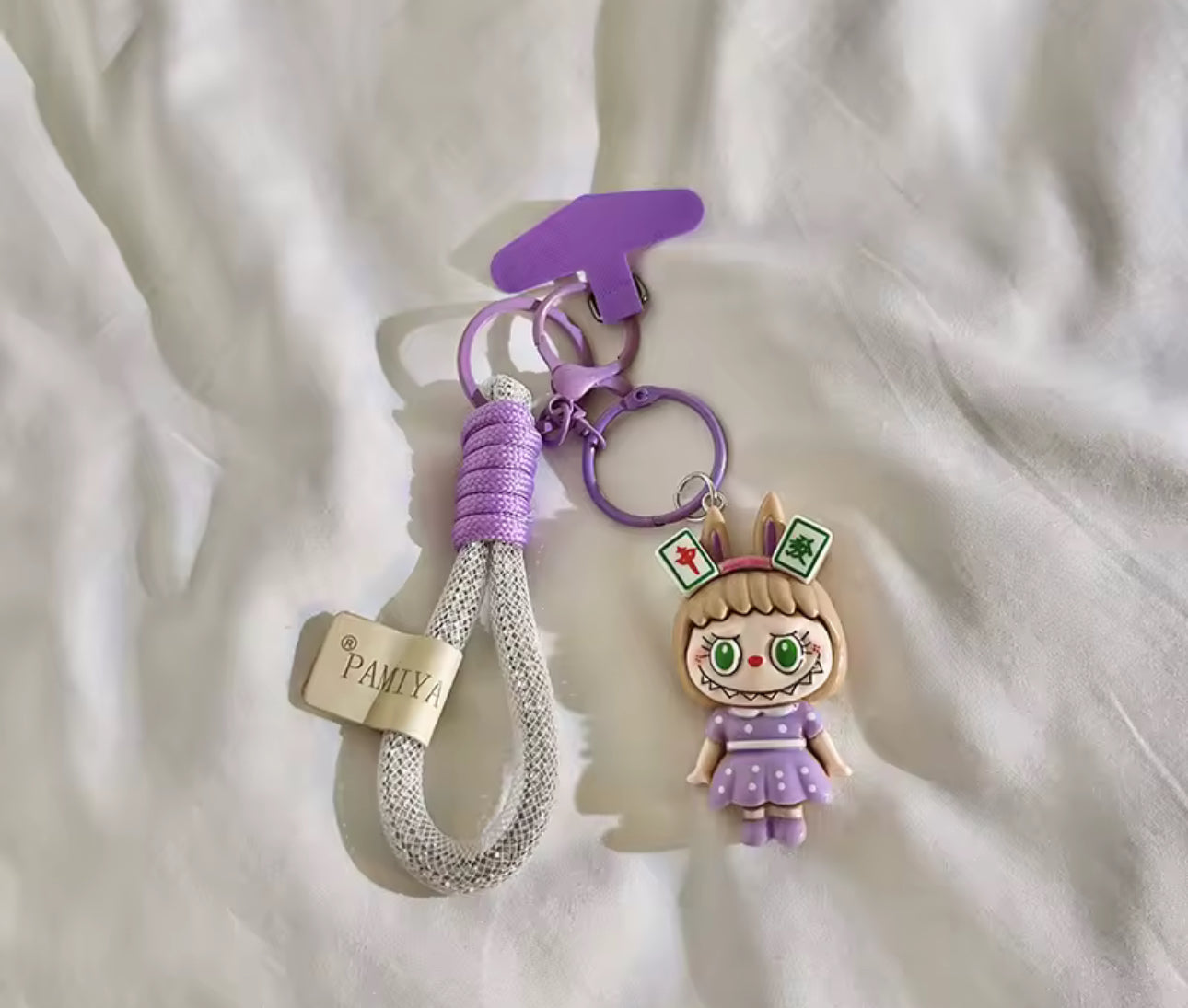 Labubu keychain-wrist Cellphone