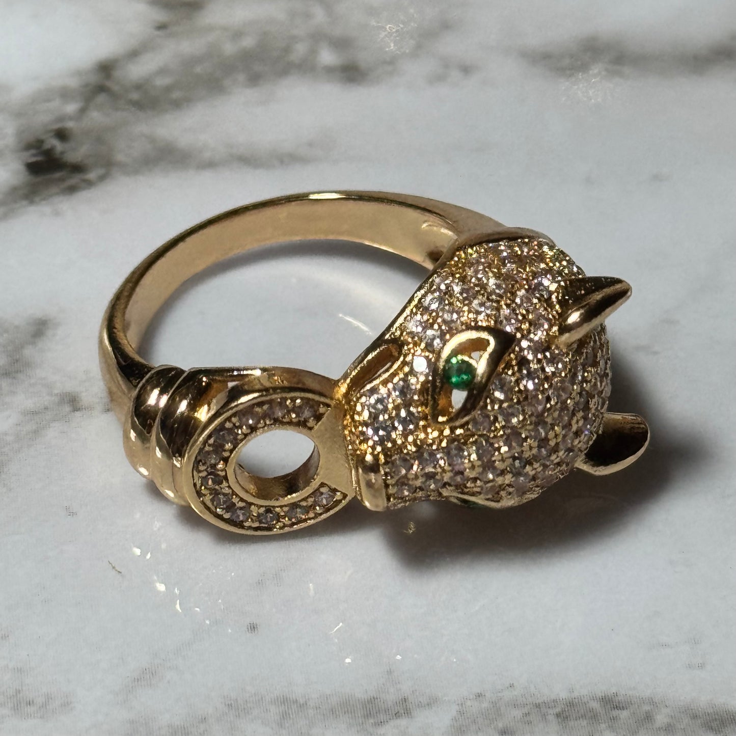 Leopard ring
