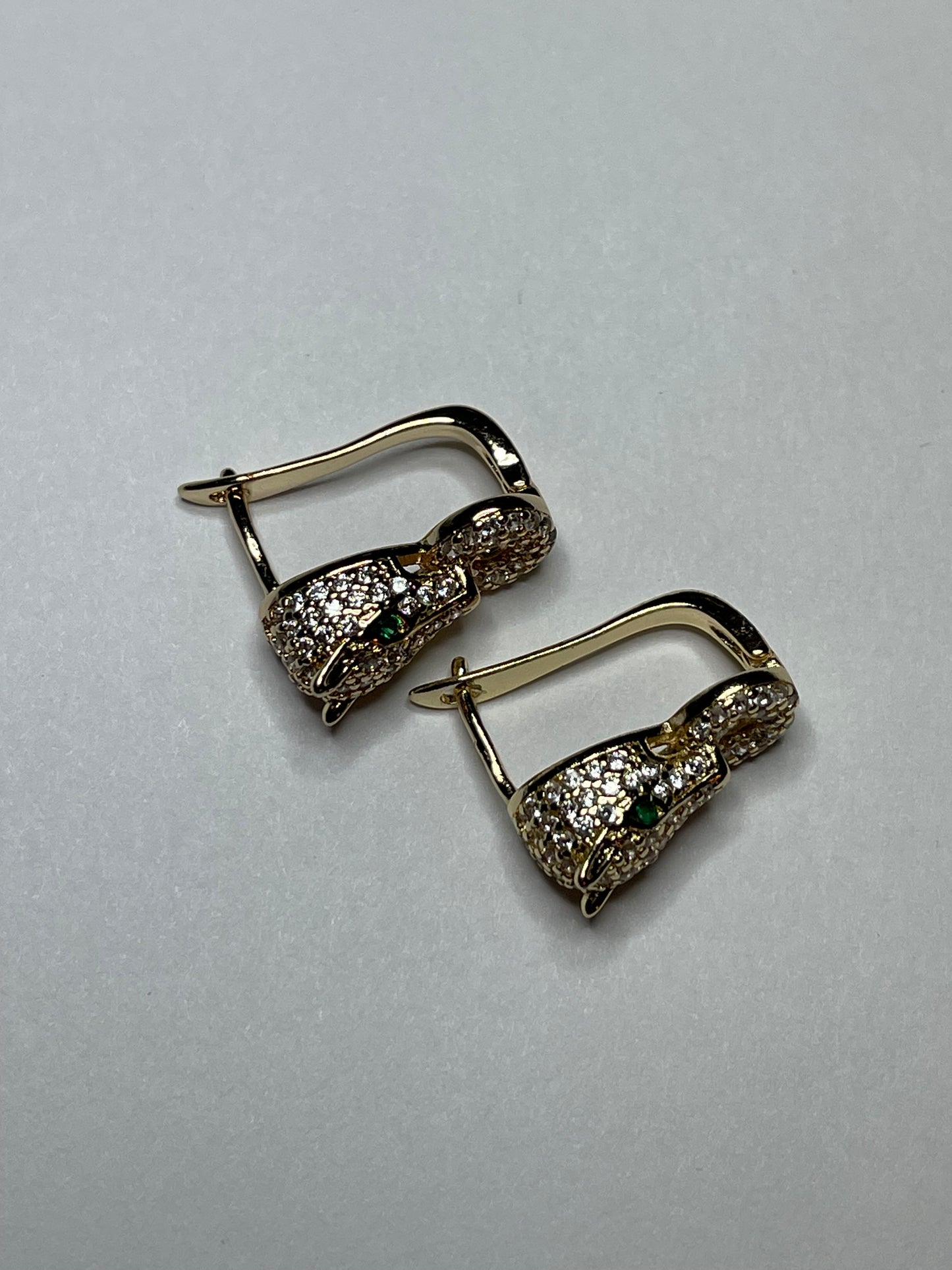 Pendientes de leopardo