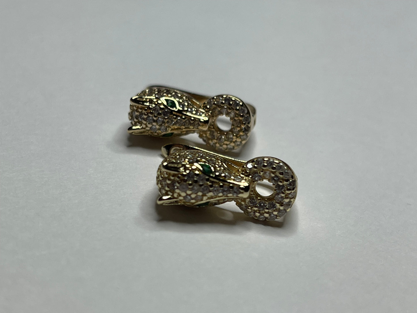 Pendientes de leopardo