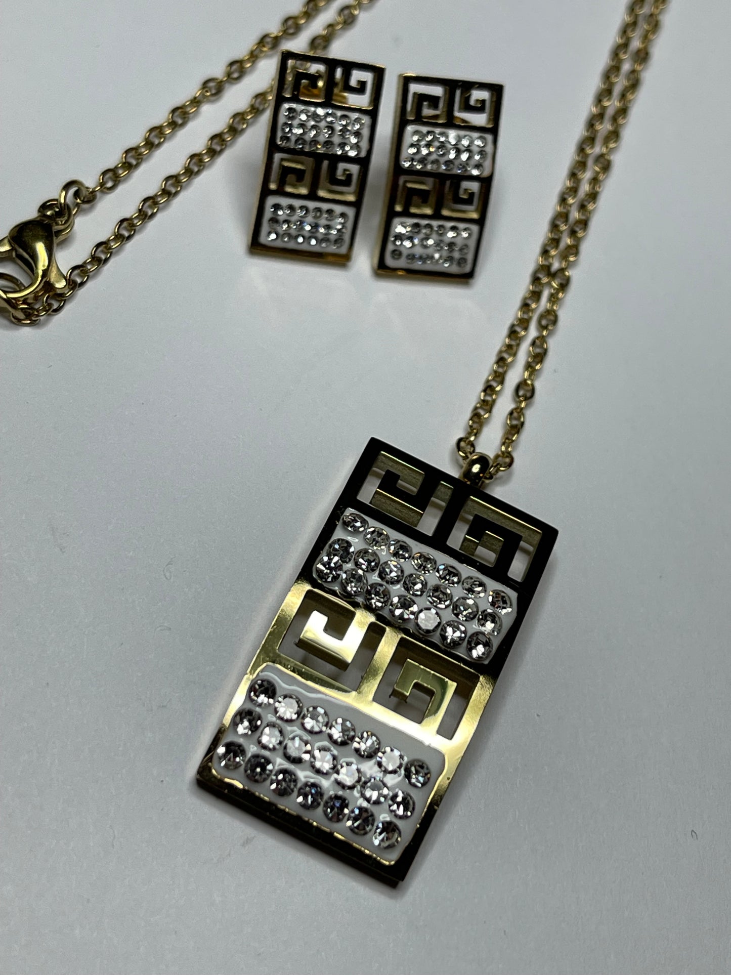 Anavi Set